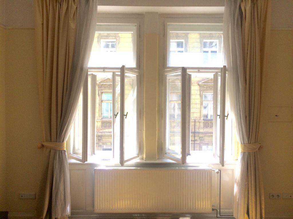 Historic centre-spacious apartment Prague Extérieur photo