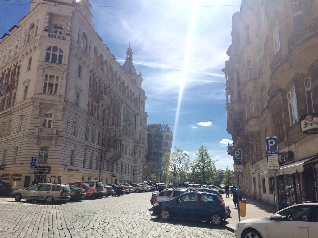 Historic centre-spacious apartment Prague Extérieur photo