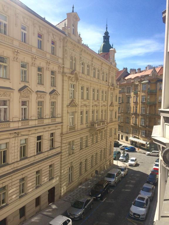Historic centre-spacious apartment Prague Extérieur photo