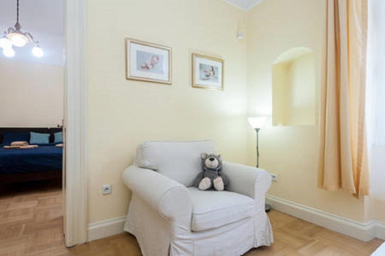 Historic centre-spacious apartment Prague Extérieur photo